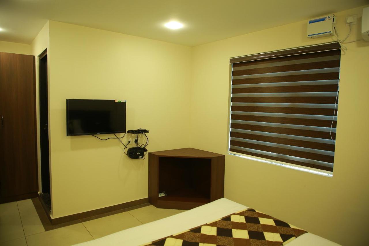 Kalathil Tourist Home Kunnamkulam Kültér fotó